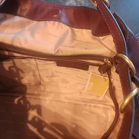 Michael kors hobo bag w/wallet - Picture 7 of 10